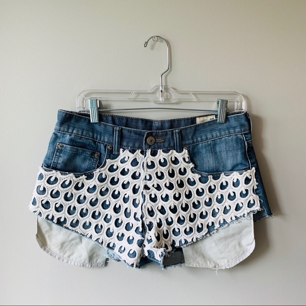 Urban Outfitters Levi Shorts